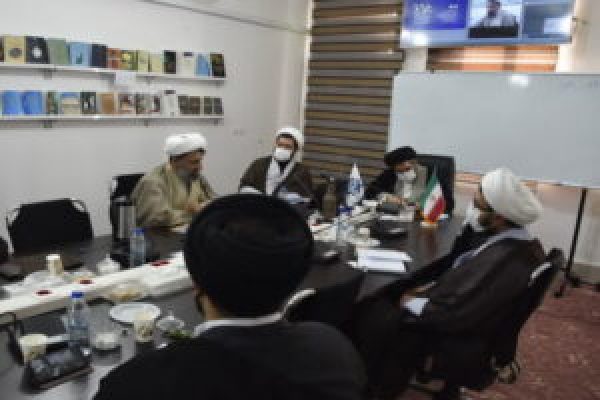 حوزه-از-آنچه-هست-تا-آنچه-باید-300x200