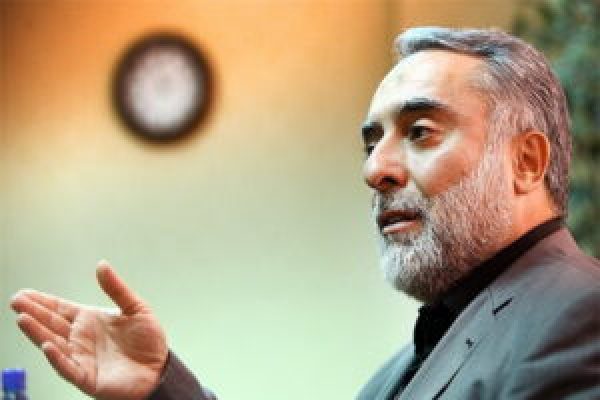 مراحل-سه_گانه-زندگی-٢۵٠-ساله-ائمه-اطهار-ع-در-نگاه-شهید-صدر1-300x200