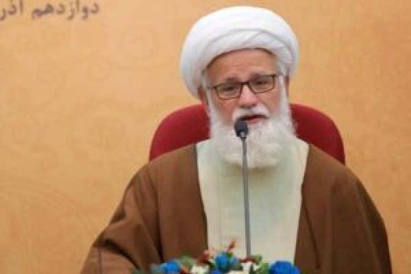 آیت_الله-یوسفی-غروی-شهید-صدر-300x200